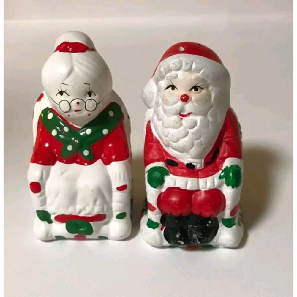 T2 Vintage Mr. and Mrs. Santa Claus Rocking Chair Salt Pepper Shakers